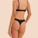 Thong String Saga – Simone Pérèle