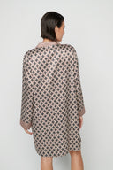 Chemise de nuit Selmark satinée et boutonnée